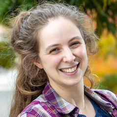 Leah Perlmutter headshot